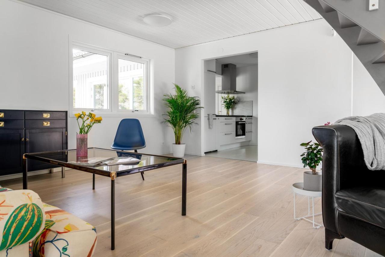 Elegant Home With Stunning Sea View And Garden Stockholm Eksteriør bilde