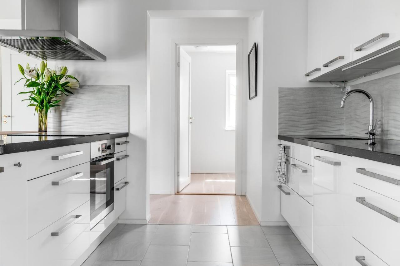 Elegant Home With Stunning Sea View And Garden Stockholm Eksteriør bilde