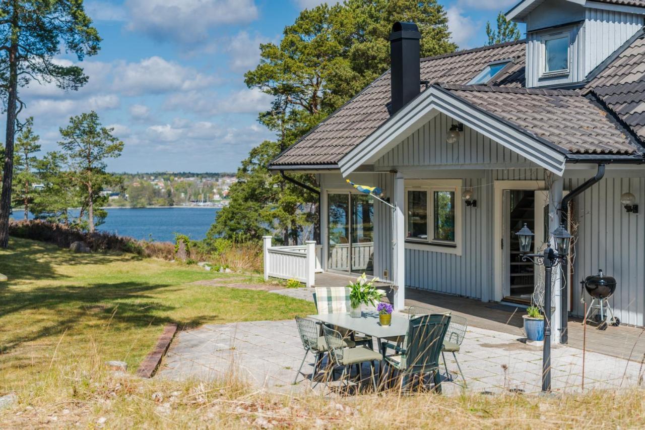 Elegant Home With Stunning Sea View And Garden Stockholm Eksteriør bilde